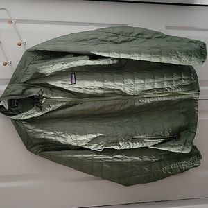XL Patagonia Green Puffer